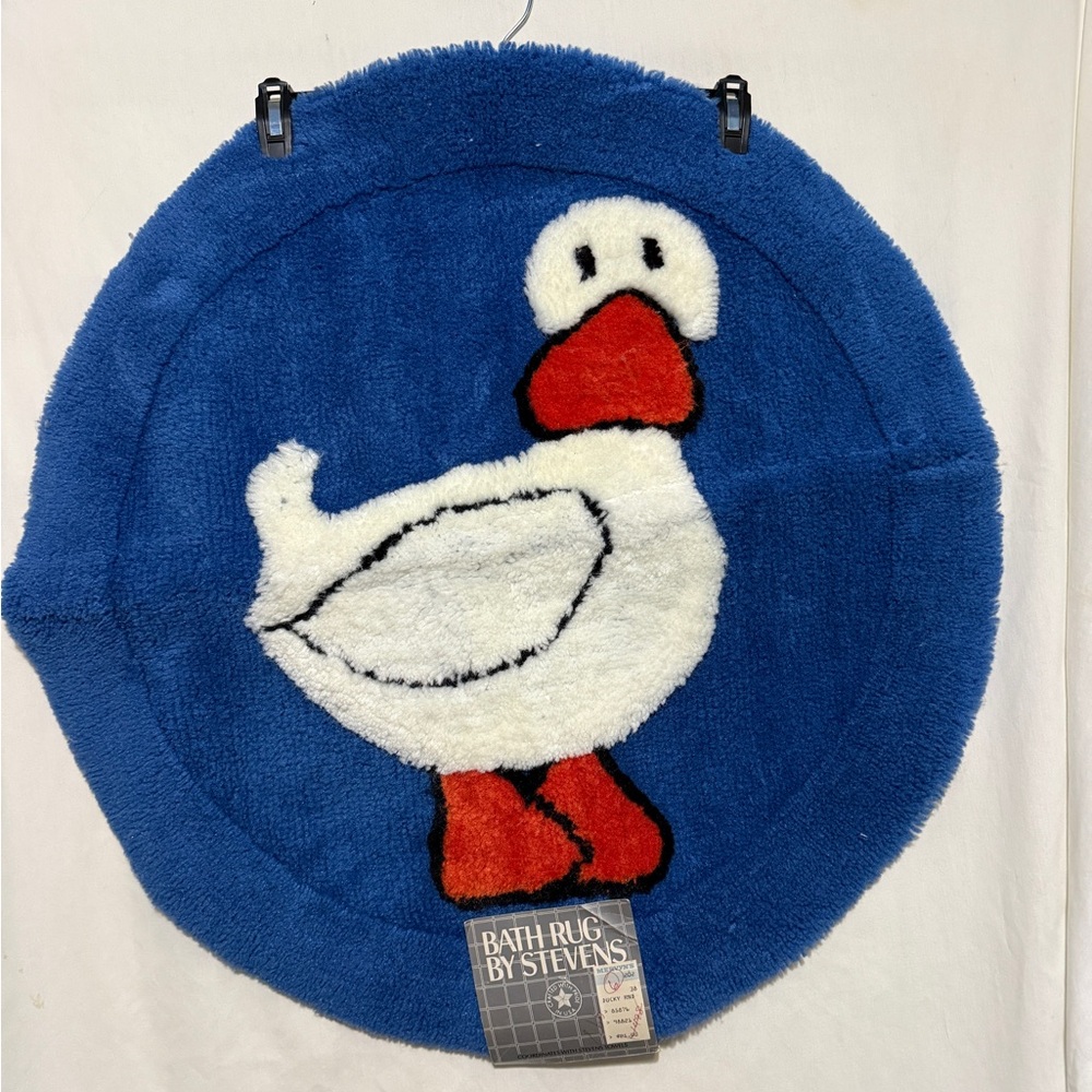 NWT-Vintage-Blue Duck Rug by Steven’s. Original Mervyn price tag. A-Duck Rug